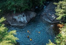 สระมรกต อ.โขงเจียม